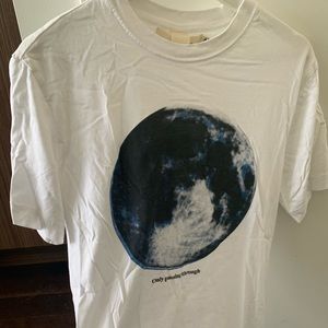 H&M t-shirt with graphic